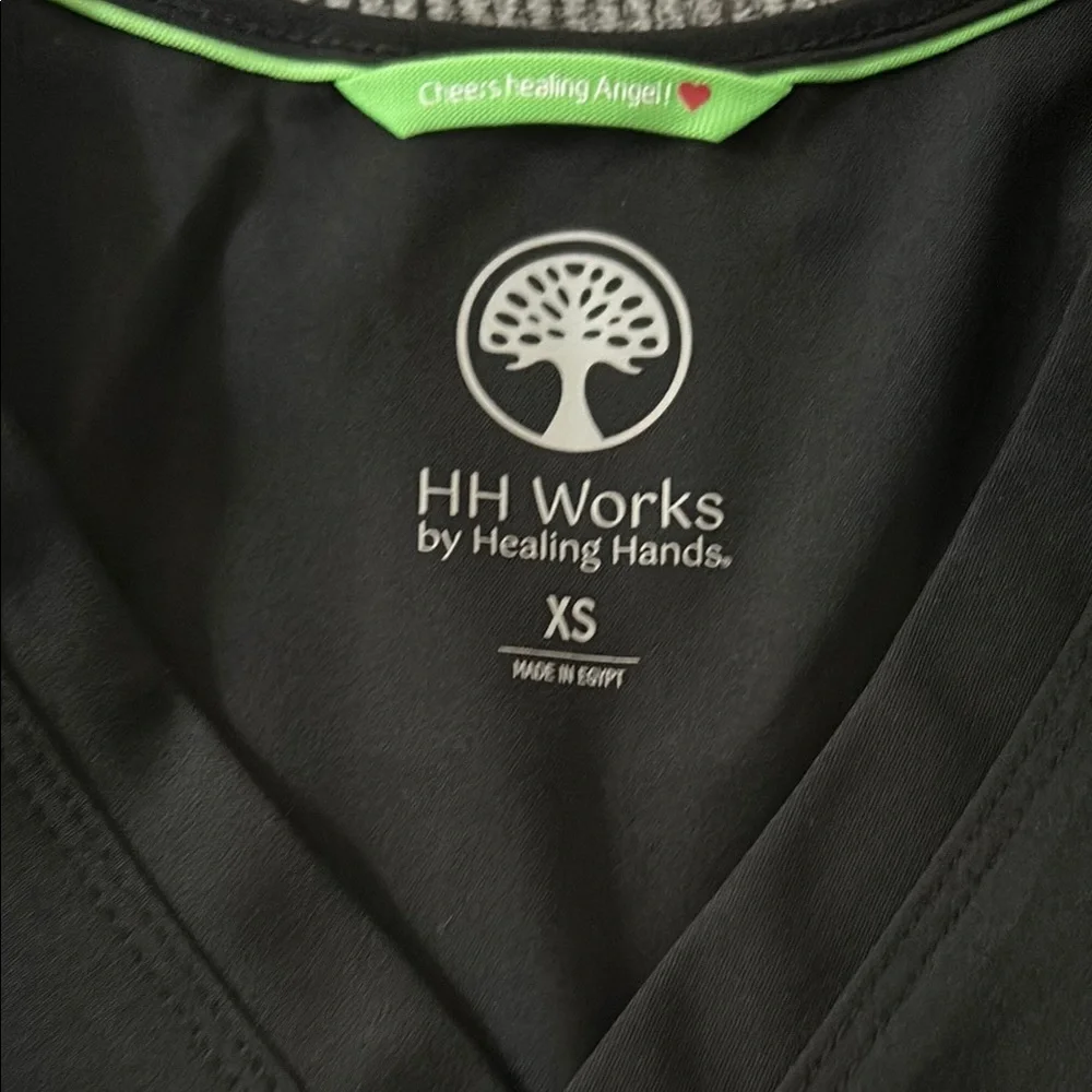 Healing Hands Black Scrub Set - Picture 8 of 10